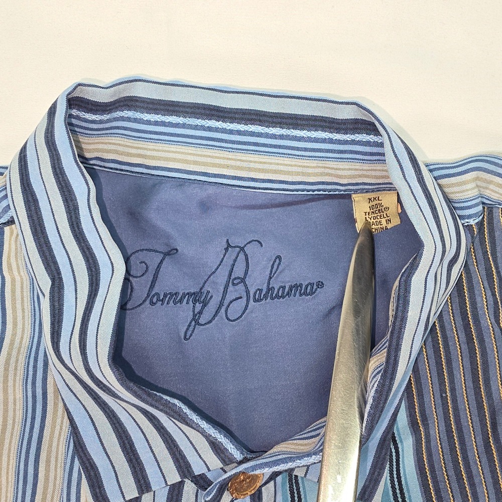 Tommy Bahama Mens XXL Blue Striped Short Sleeve Tencel Button Down Shirt - Picture 2 of 7